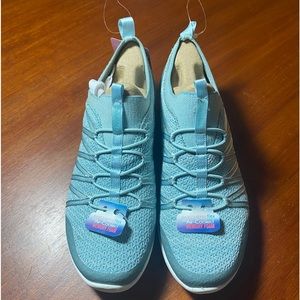 Skechers Women’s Arya Sneaker